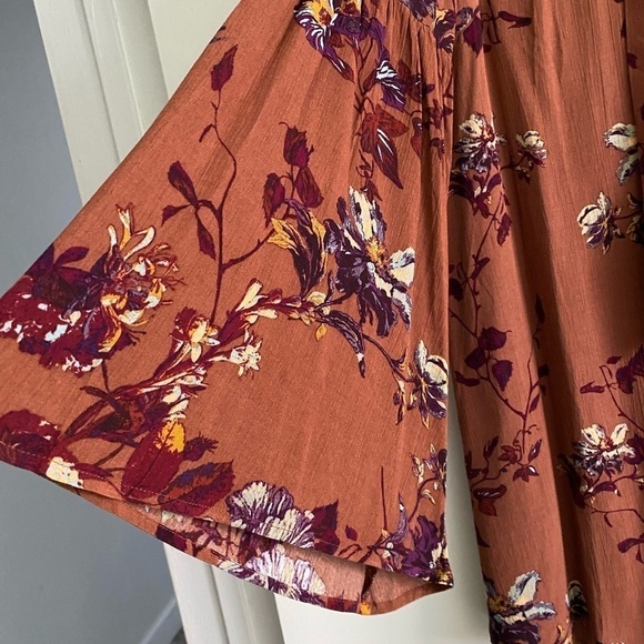 Gilli CLOTHING dress in Large. NWT. - Picture 3 of 3